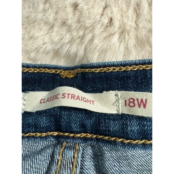 Levi's Classic Straight Jeans SZ 18W Medium Wash Plus Women - Picture 5 of 9